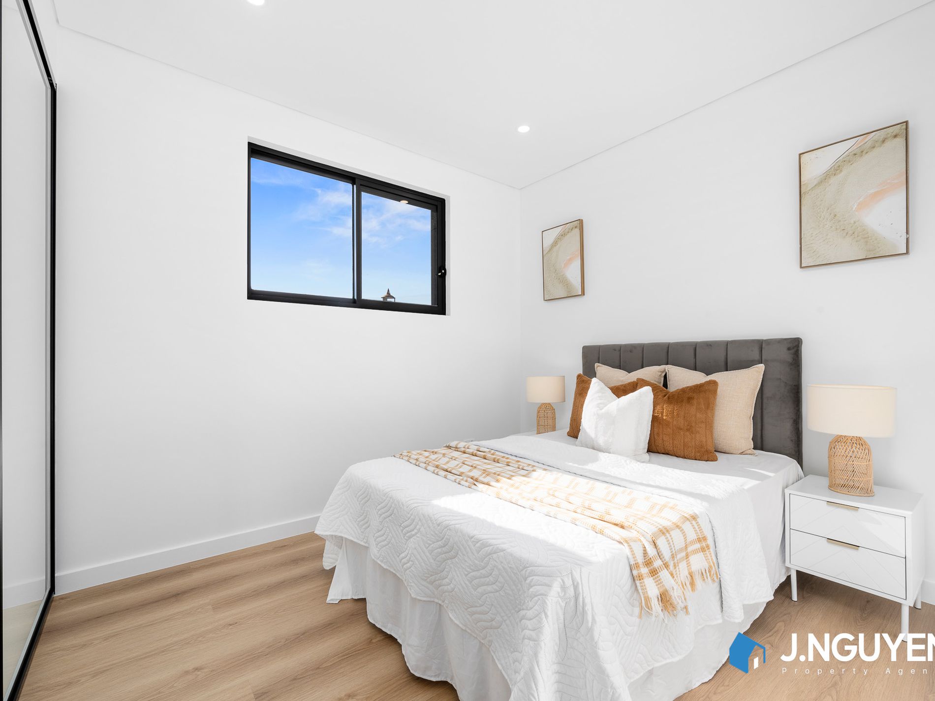 8 Clarence Street, Canley Heights