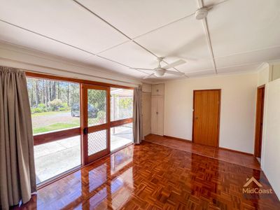 323 Blackhead Road, Hallidays Point
