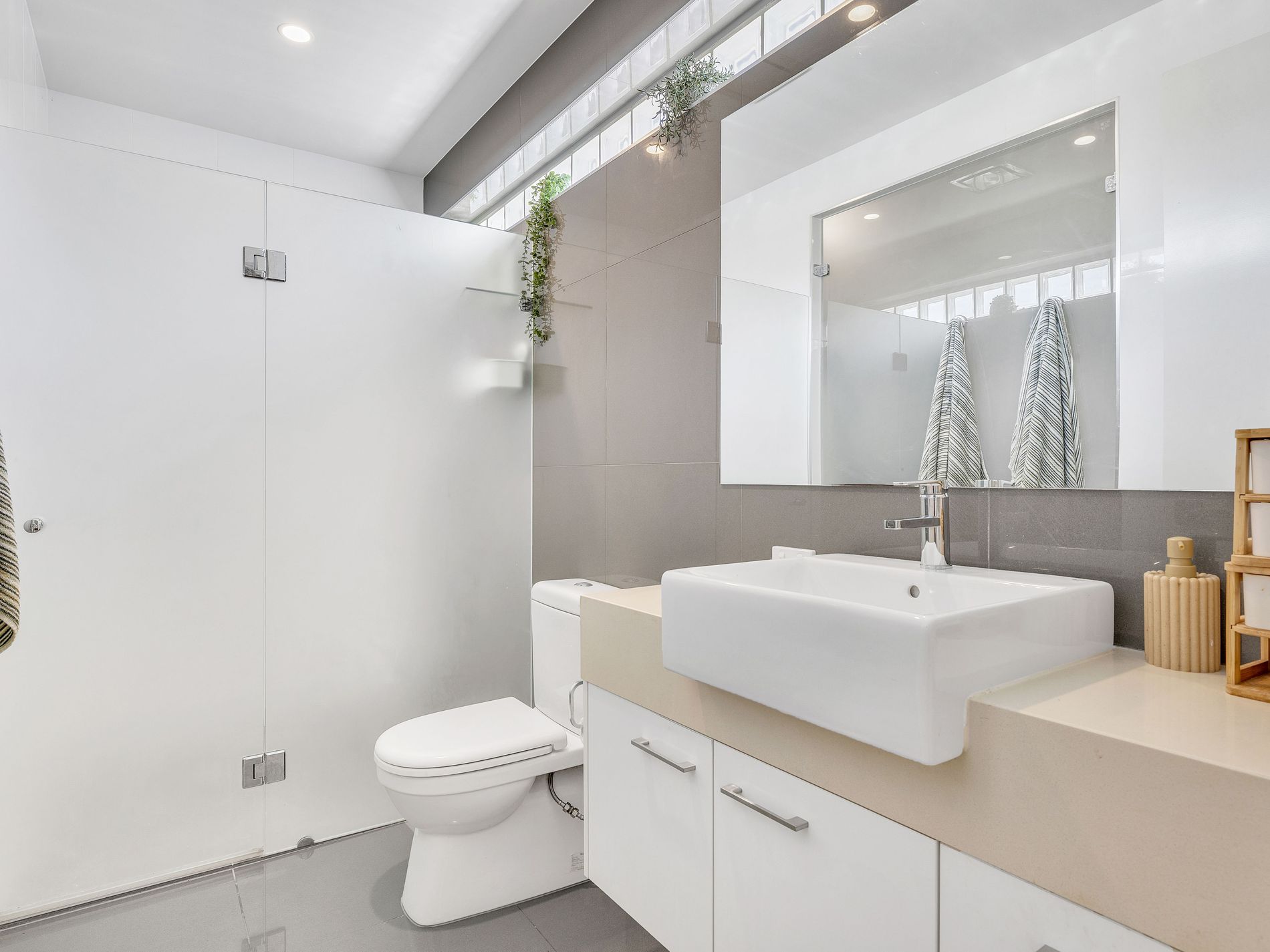 2 / 11 Bindaree Crescent, Mooloolaba