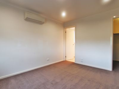 2 / 108 Haughton Road, Oakleigh