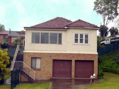 2 / 132 Lake Avenue, Cringila