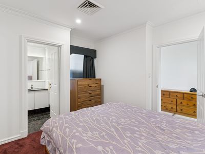 501 / 9 Victoria Avenue, Perth