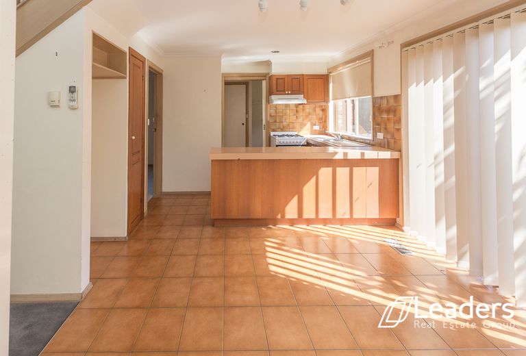 4 / 49 QUEENS AVENUE, Doncaster