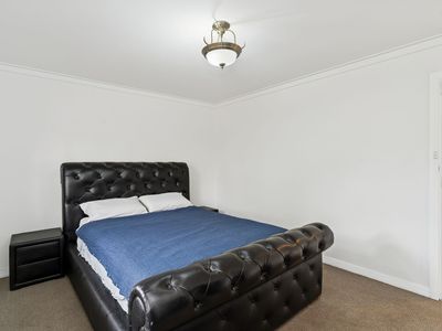 20 Redlands Street, Bayswater