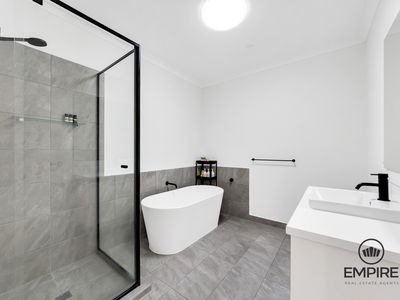 29 Pelagos Drive, Clyde