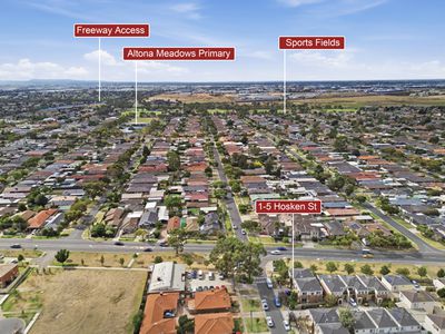 1 / 5 HOSKEN STREET, Altona Meadows