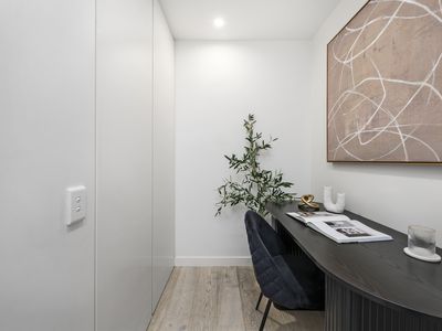 417 / 11 Solent Circuit, Norwest