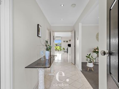 8 Split Court, Leopold