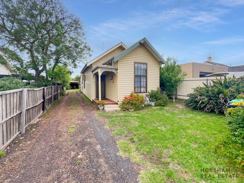 12 George Street, Horsham