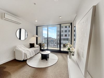 1205 / 33 Mackenzie Street, Melbourne