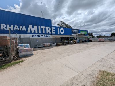 Mitre 10 / Petstock Barham & Cohuna