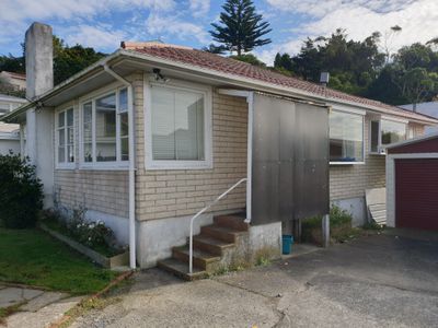 70 Broderick Road, Johnsonville
