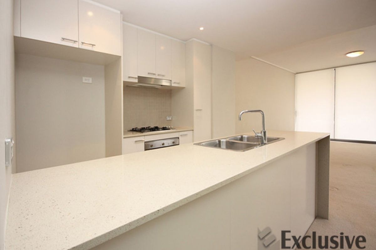 205 / 2 Lewis Avenue, Rhodes