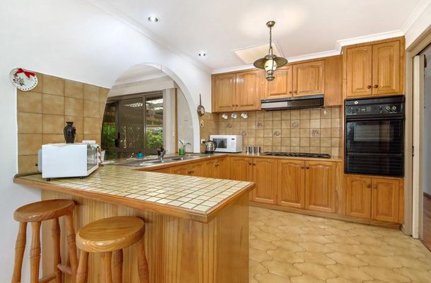 77 Langdon Crescent, Craigieburn