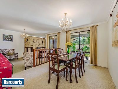 121 Lagoon Drive, Yanchep