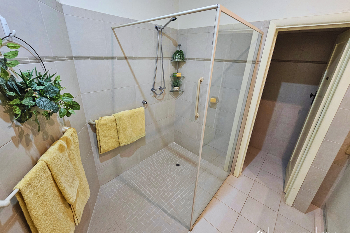 16 Saunders Street, Kyabram