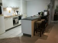 52 / 10 Grand Pde , Kawana Island