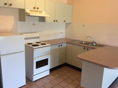4 / 28 Frape Street, Blayney