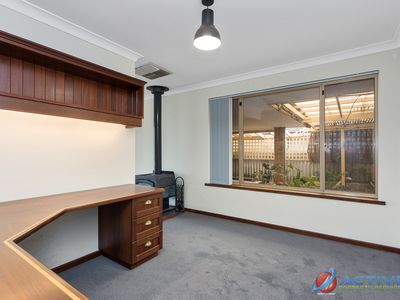 7 Bardoc Court, Hillman