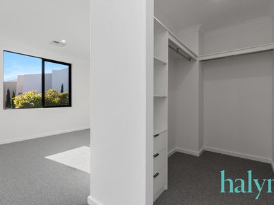 19 Penzance Circuit, Glendalough