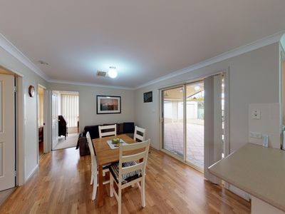 59 Meadowbank Drive, Dubbo