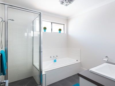 1 / 3 Kuwarra Lane, Karlkurla