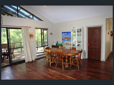 3 Flora Grove , Molloy Island