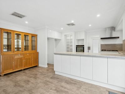 34B Chaparral Crescent, Willetton