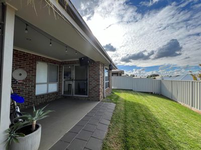 19 Ebor Way, Dubbo