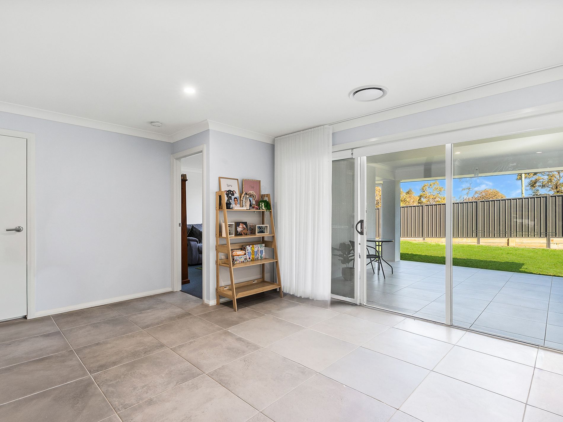 10 Catalina Place, Badagarang