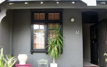 12 Wellington  St, Waterloo