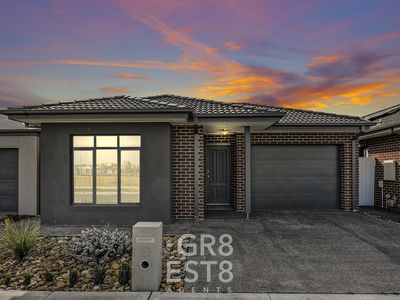 6 Australorp Drive, Clyde North