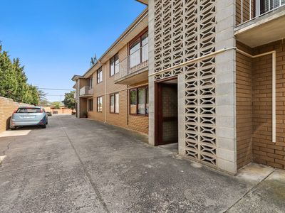 4 / 10 Stud Road, Dandenong