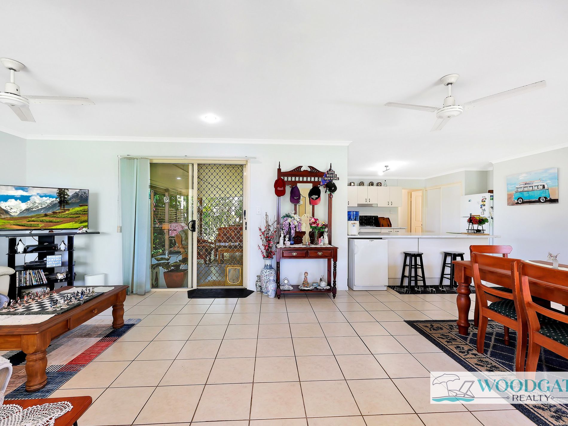 10 LORIKEET AVENUE, Woodgate