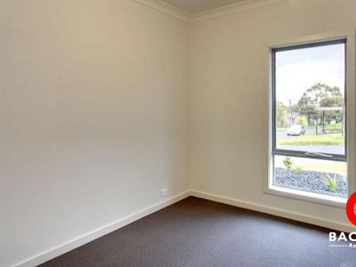 16 Trafford Road, Hope Valley