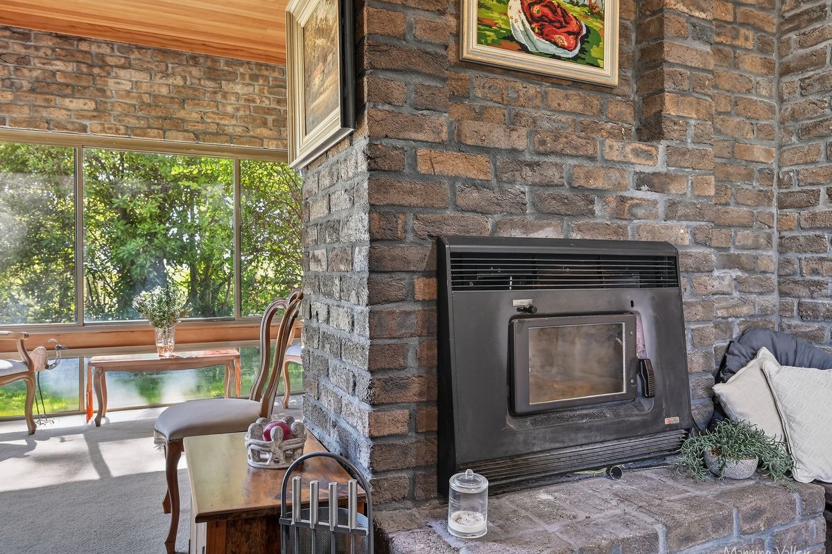 467 Tallwood Drive, Rainbow Flat