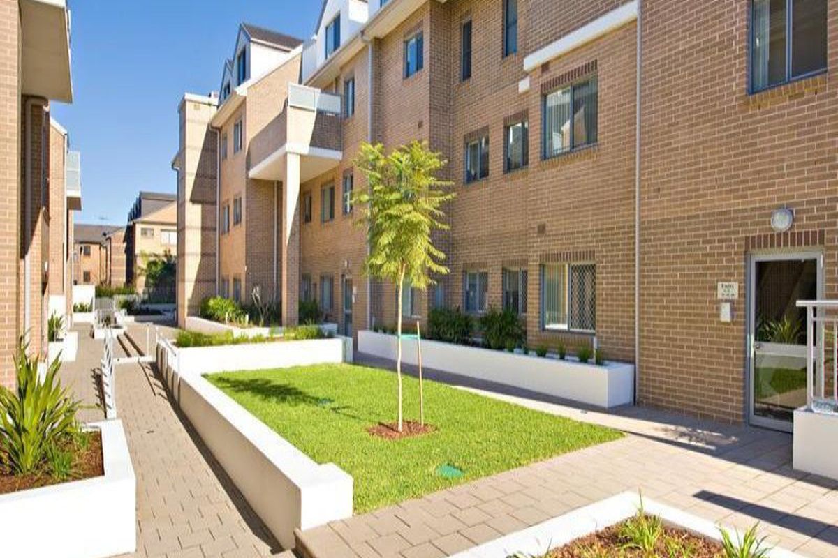 37-43 Eastbourne Road, Homebush West