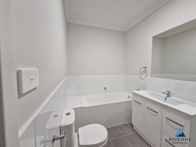 2 / 94 Settlers Boulevard, Chisholm