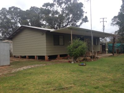 33 Wattle Road, Elong Elong