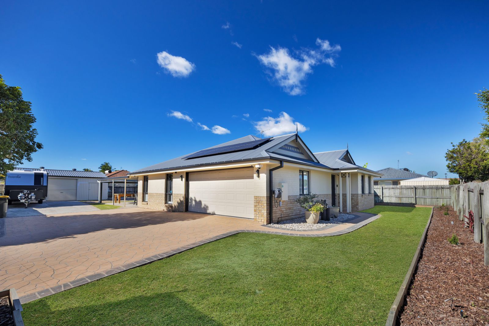Photo 1 of 14, 16 Anika Place, Little Mountain