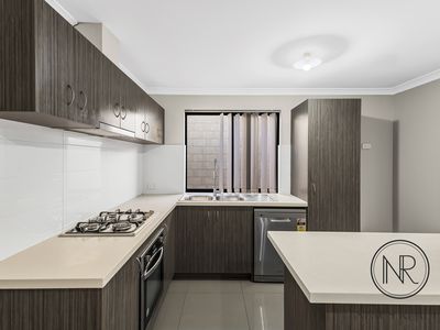 13 / 39 Peppermint Gardens, Aubin Grove