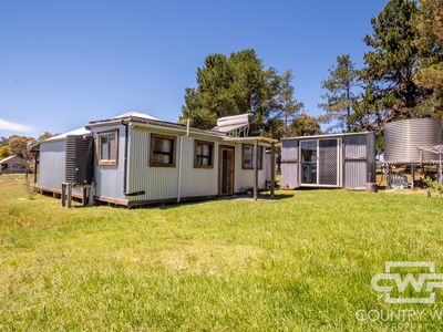 2718 Torrington Road, Torrington