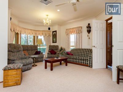 2123 Kiewa Valley Highway, Kergunyah