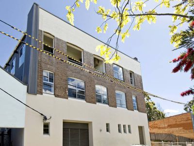 2 / 68 White Street, Lilyfield