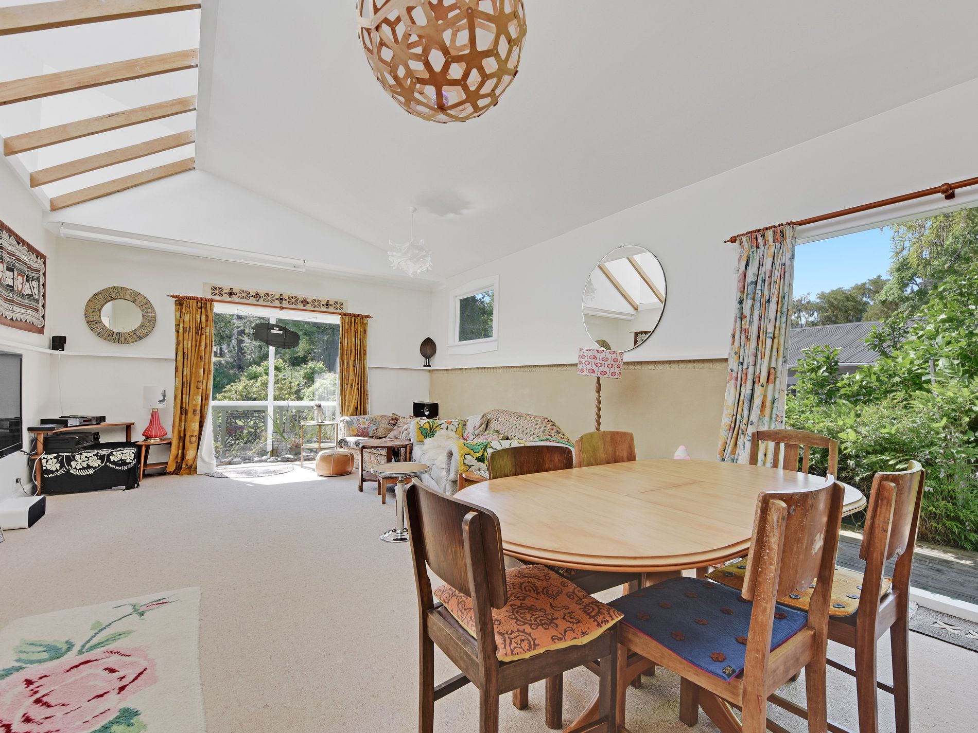 182 Collingwood Street, Nelson KC&CO. Real Estate