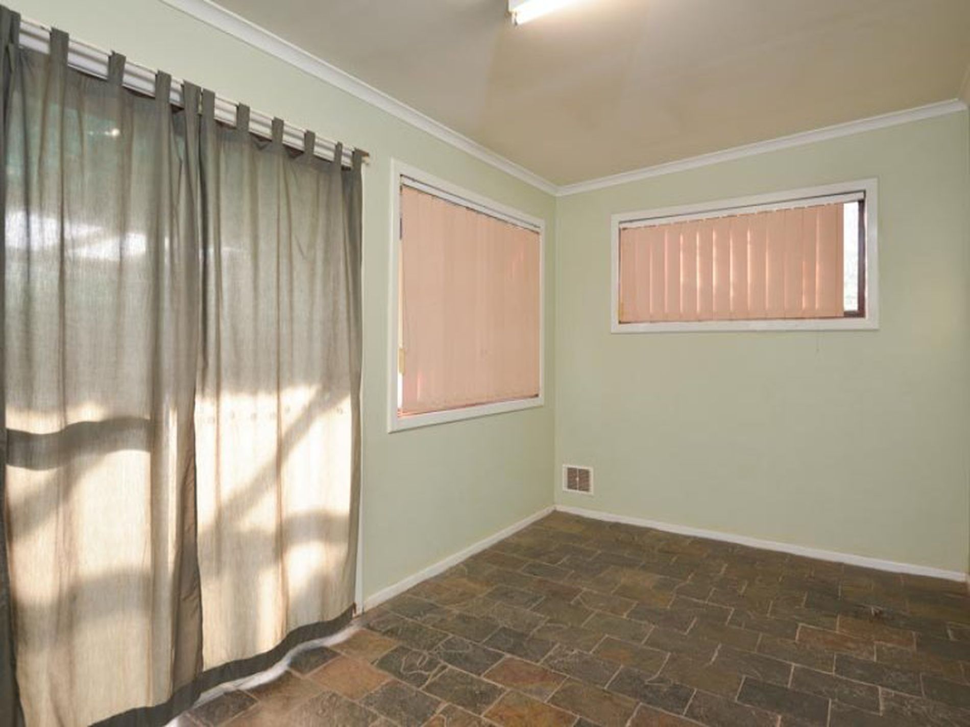 108 Federal Road, Boulder