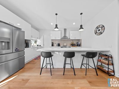 8 Success Place, Hampton Park