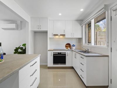 7 / 160 Beach Road, Parkdale