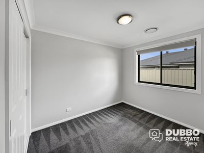 13B Turon Crescent, Dubbo