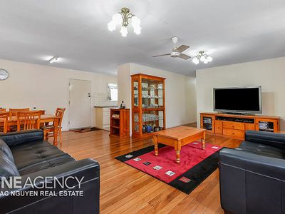 30 Colwel St, Oxley